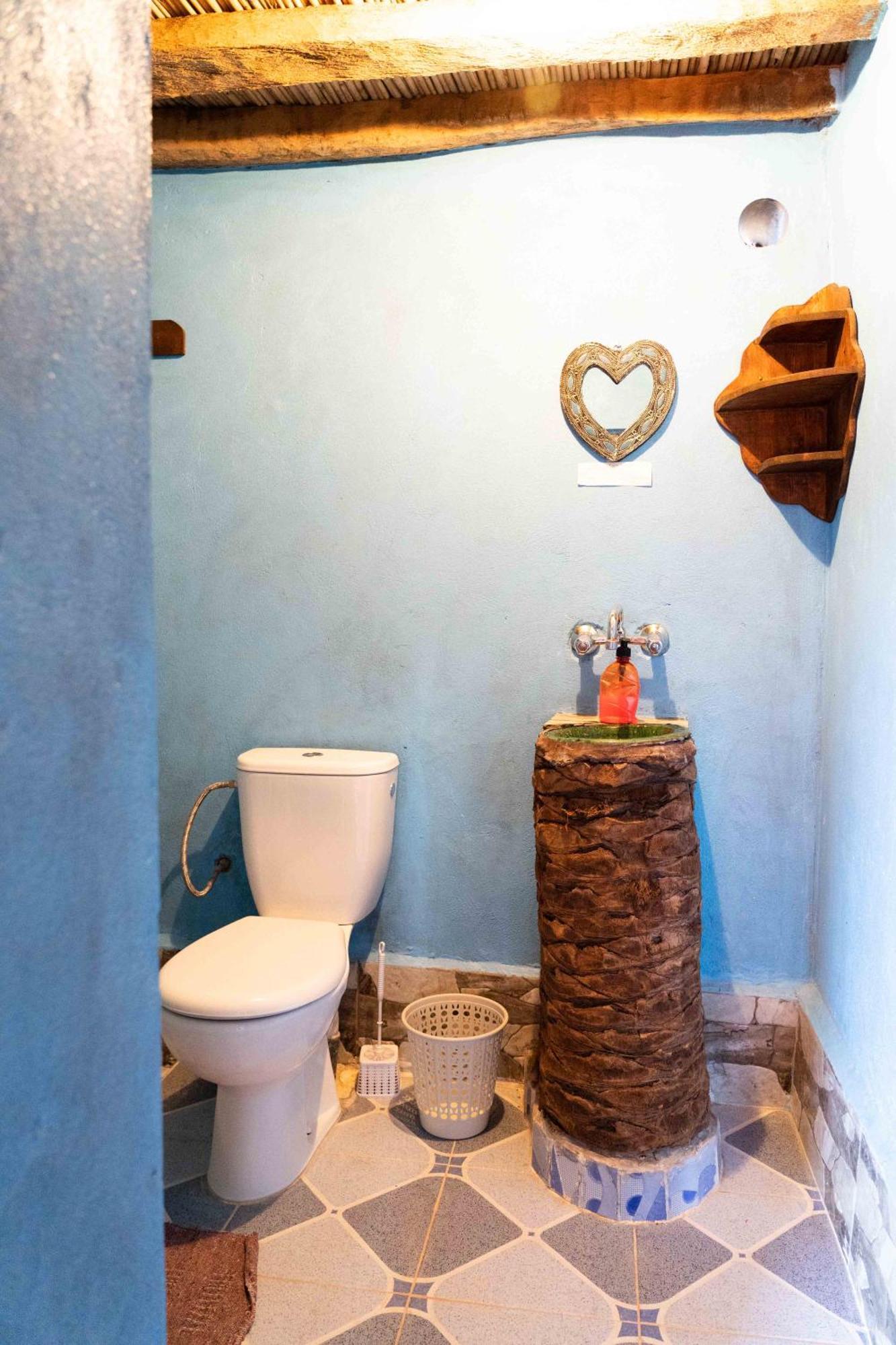 Dar Talmoudi Hotell Tagounite Rom bilde